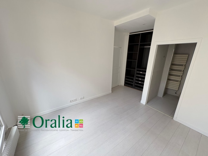 Image 7 sur 9 - Appartement  ·  Location · Paris (75116) · 2 pièces · 58m²