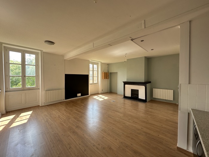 Image 1 sur 7 - Local commercial  ·  Location · Cogny (69640) · 55m²