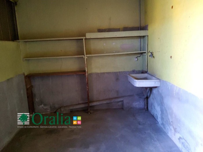 Image 11 sur 12 - Local commercial  ·  Location · Lyon (69009)