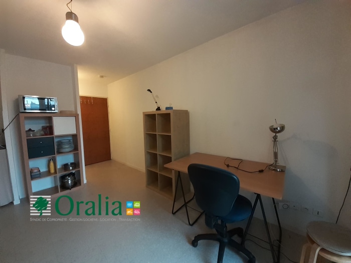 Image 3 sur 6 - Appartement  ·  Location · Dijon (21000) · 1 pièce · 21m²