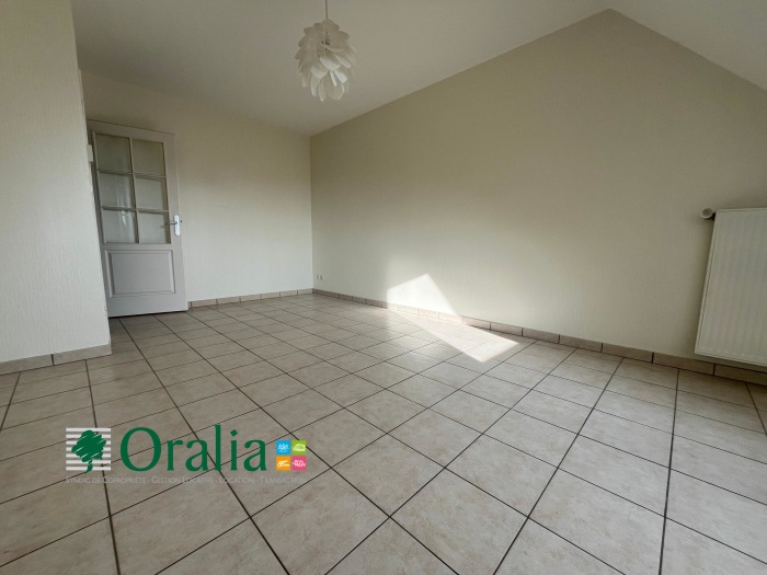 Image 3 sur 10 - Appartement  ·  Location · Dijon (21000) · 2 pièces · 46m²