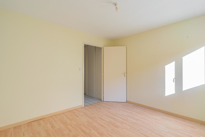 Image 10 sur 15 - Appartement  ·  Location · Grenoble (38000) · 2 pièces · 46m²
