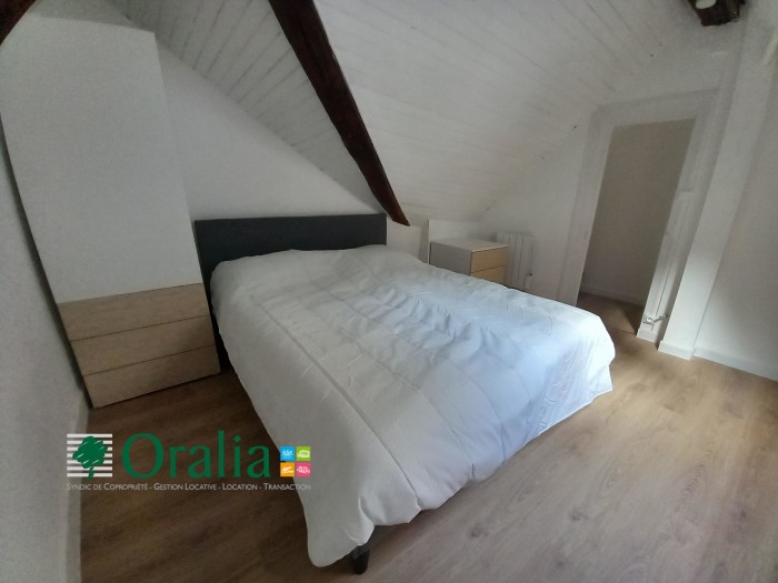 Image 5 sur 9 - Appartement  ·  Location · Dijon (21000) · 1 pièce · 17m²