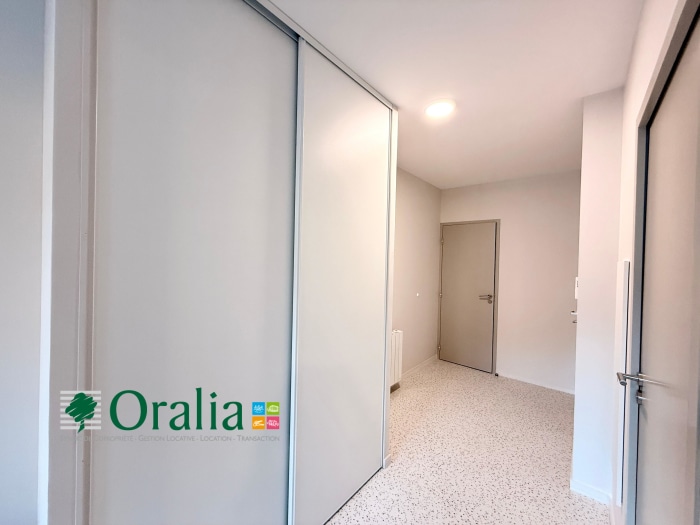 Image 7 sur 10 - Appartement  ·  Location · Tarare (69170) · 1 pièce · 26m²