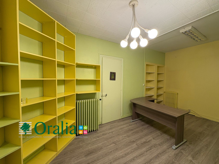 Image 4 sur 7 - Local commercial  ·  Location · Boulogne (92100)