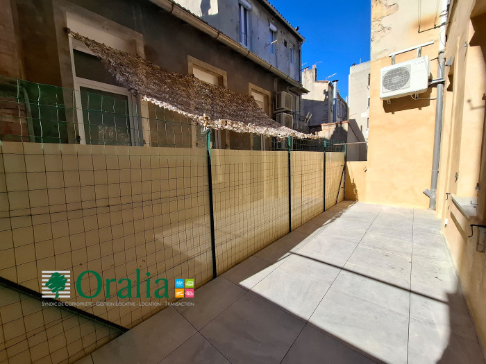 Image 9 sur 14 - Appartement  ·  Location · Marseille (13006) · 3 pièces · 56m²