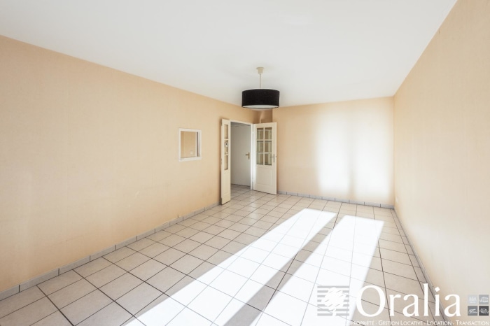 Image 5 sur 9 - Appartement  ·  Location · Dijon (21000) · 3 pièces · 66m²