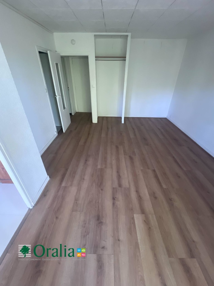 Image 1 sur 1 - Appartement  ·  Location · Montreuil (93100) · 1 pièce · 28m²