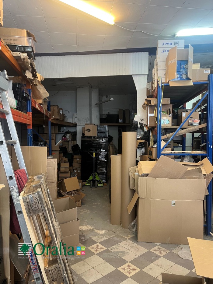 Image 2 sur 6 - Local commercial  ·  Location · Villeurbanne (69100)