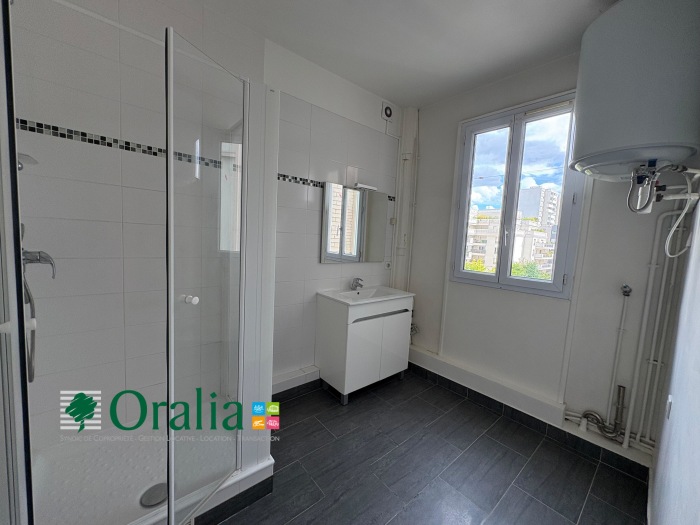 Image 3 sur 5 - Appartement  ·  Location · Levallois Perret (92300) · 2 pièces · 41m²