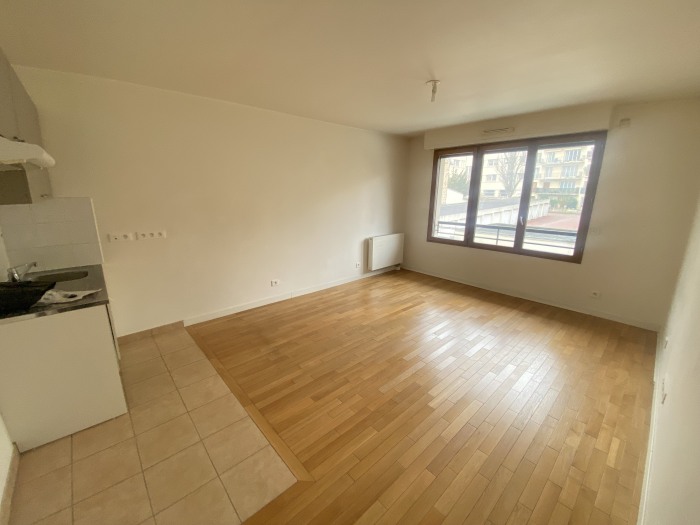 Image 1 sur 7 - Appartement  ·  Location · Bourg La Reine (92340) · 2 pièces · 40m²