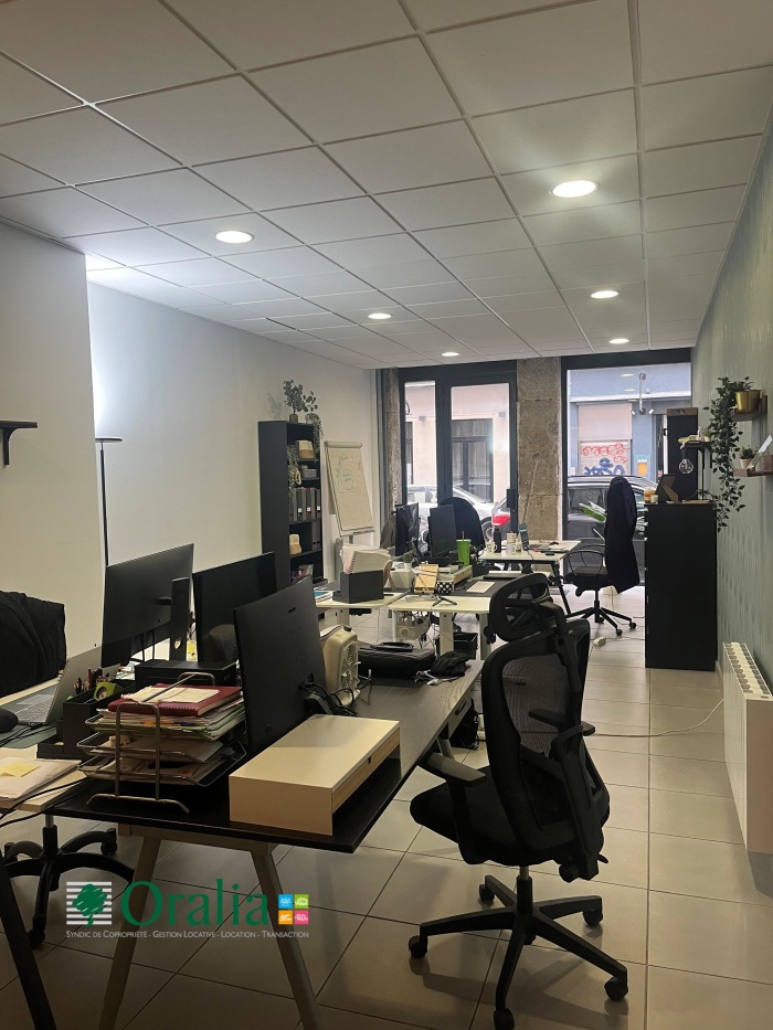 Image 2 sur 4 - Local commercial  ·  Location · Lyon (69006)