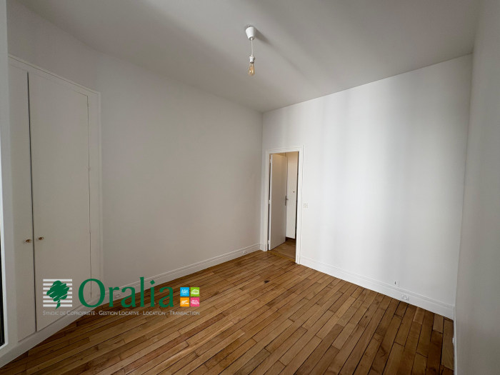 Image 24 sur 27 - Appartement  ·  Location · Paris (75007) · 6 pièces · 180m²