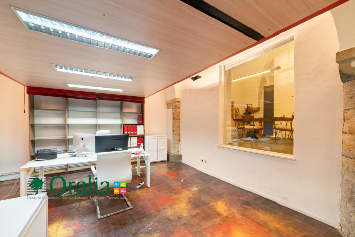 Image 21 sur 31 - Local commercial  ·  Location · Lyon (69001)