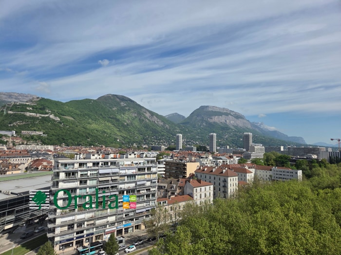 Image 12 sur 15 - Appartement  ·  Location · Grenoble (38000) · 3 pièces · 94m²