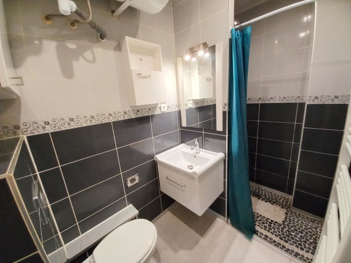 Image 7 sur 9 - Appartement  ·  Location · Villefranche Sur Saone (69400) · 2 pièces · 40m²