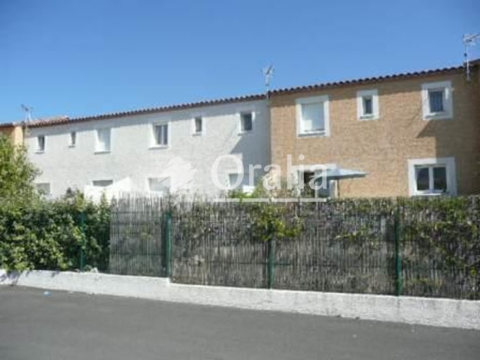 Image 1 sur 3 - Maison/villa  ·  Location · St Mathieu De Treviers (34270) · 4 pièces · 88m²
