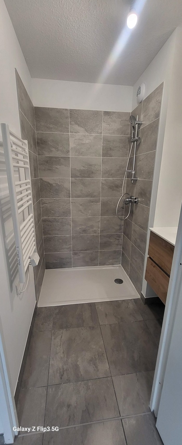 Image 9 sur 10 - Appartement  ·  Location · Nimes (30000) · 3 pièces · 64m²