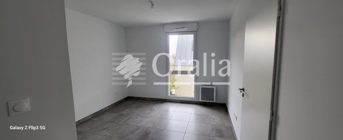 Image 6 sur 10 - Appartement  ·  Location · Nimes (30000) · 3 pièces · 64m²