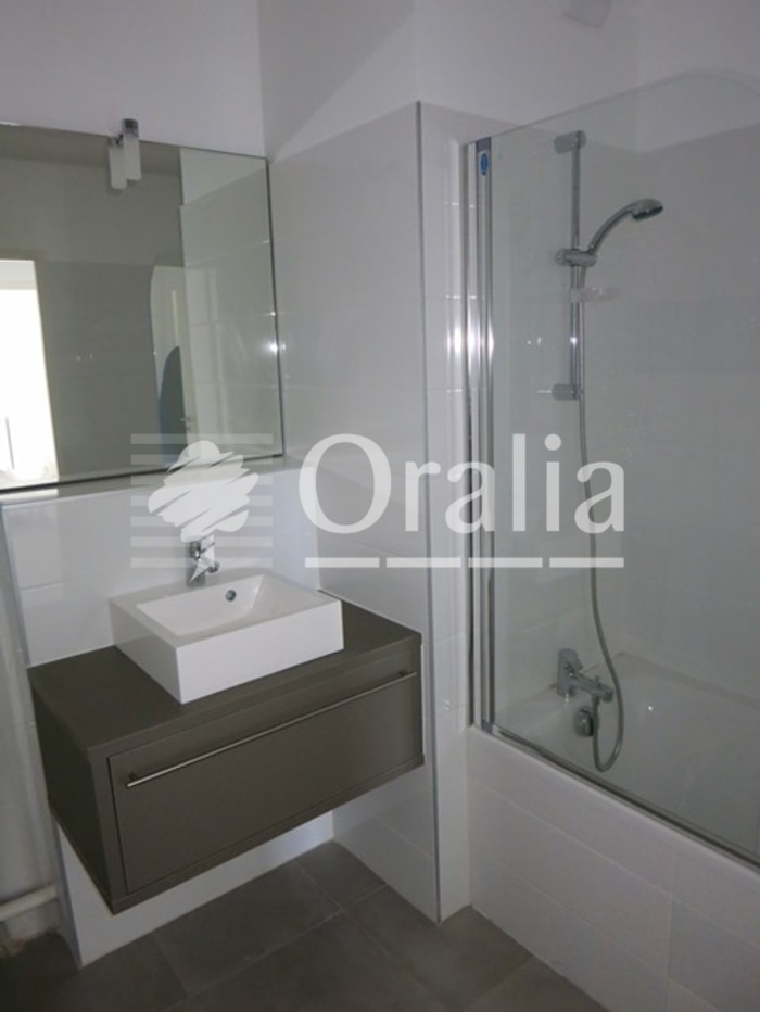 Image 7 sur 10 - Appartement  ·  Location · St Georges D Orques (34680) · 3 pièces · 65m²