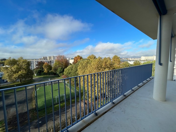 Image 9 sur 13 - Appartement  ·  Vente · Bordeaux (33800) · 5 pièces · 96m²