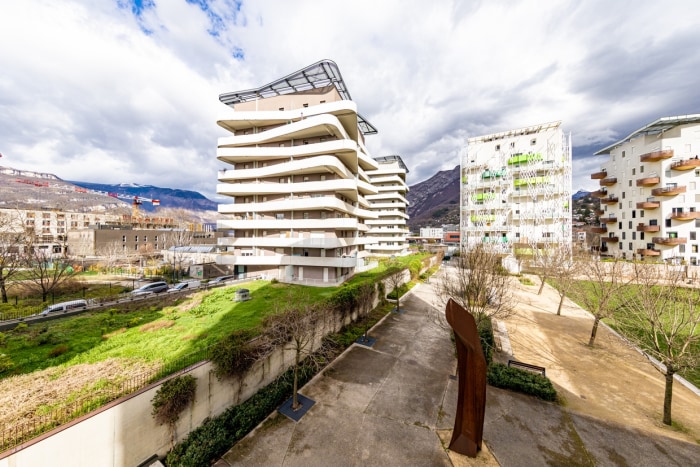 Image 8 sur 11 - Appartement  ·  Vente · Grenoble (38000) · 3 pièces · 61m²