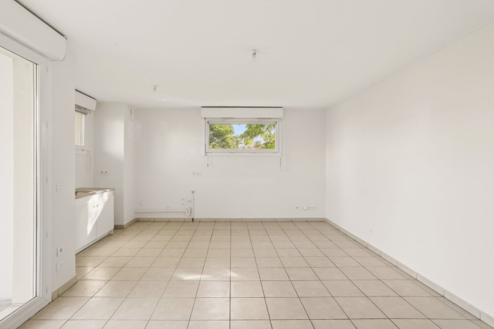 Image 5 sur 16 - Appartement  ·  Vente · Vaulx En Velin (69120) · 2 pièces · 47m²