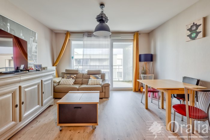 Image 11 sur 15 - Appartement  ·  Vente · St Apollinaire (21850) · 3 pièces · 56m²