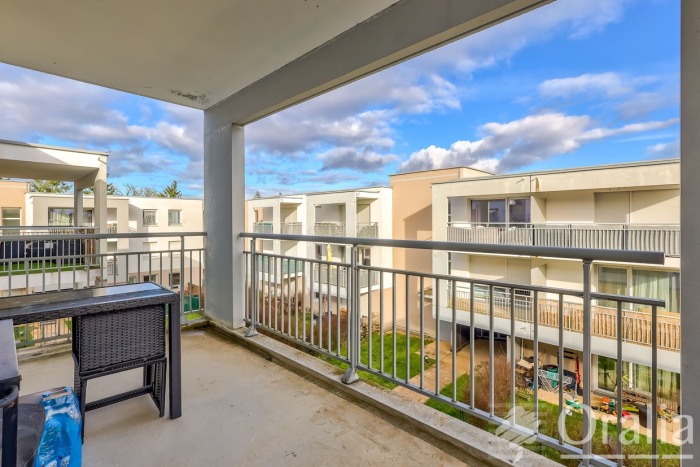 Image 4 sur 15 - Appartement  ·  Vente · St Apollinaire (21850) · 3 pièces · 56m²