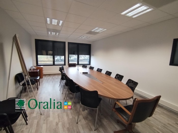 Image 3 sur 4 - Local  ·  Vente · Montanay (69250) · 3 pièces · 80m²