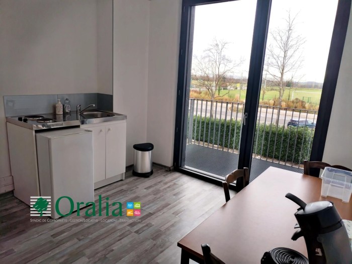 Image 3 sur 6 - Bureaux  ·  Vente · Montanay (69250) · 5 pièces · 131m²