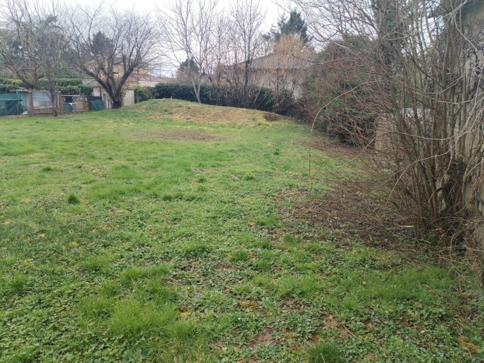Image 1 sur 6 - Terrain  ·  Vente · Les Cheres (69380) · 612m²