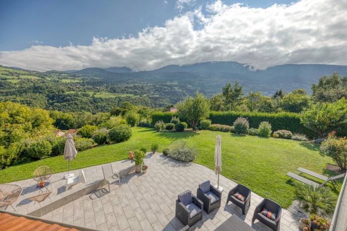 Image 15 sur 22 - Maison/villa  ·  Vente · St Martin D Uriage (38410) · 7 pièces · 210m²
