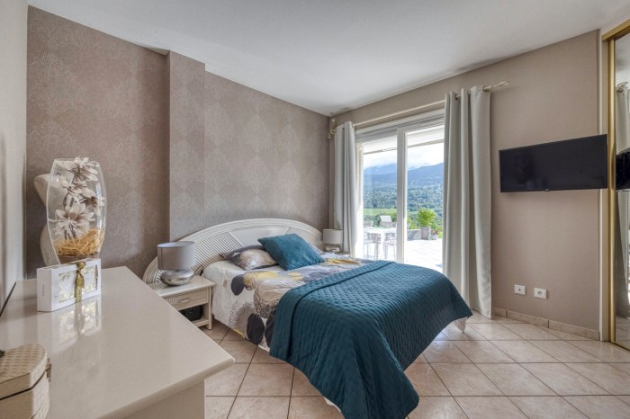 Image 4 sur 22 - Maison/villa  ·  Vente · St Martin D Uriage (38410) · 7 pièces · 210m²
