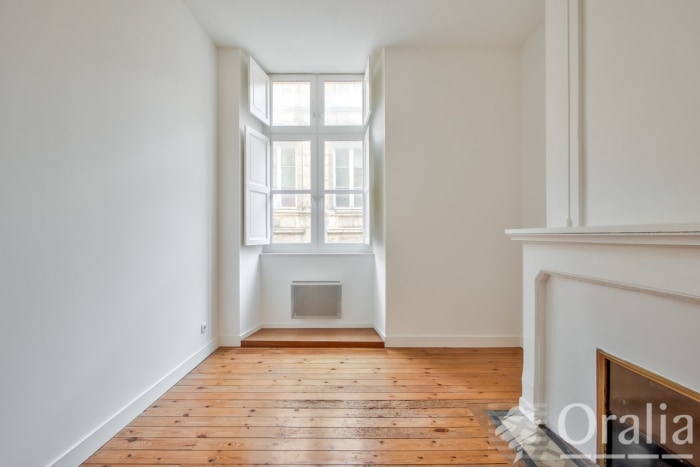 Image 15 sur 17 - Appartement  ·  Vente · Bordeaux (33000) · 3 pièces · 65m²