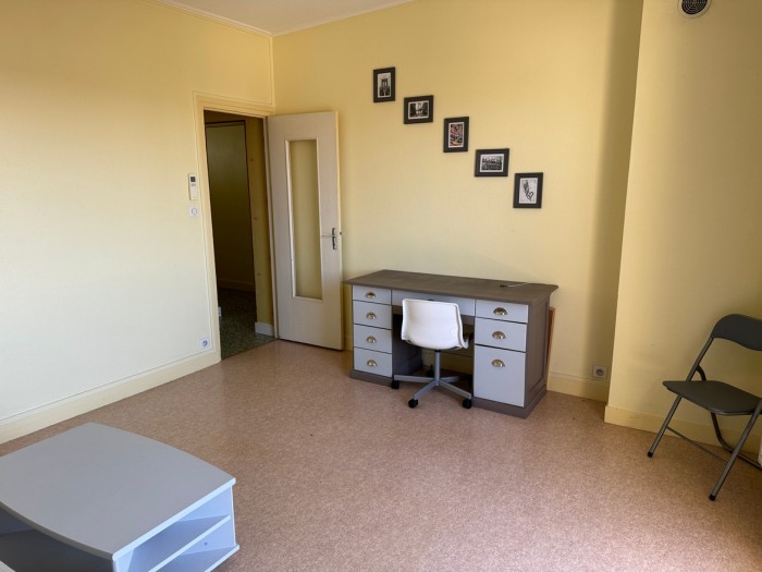 Image 2 sur 6 - Appartement  ·  Vente · Dijon (21000) · 2 pièces · 43m²