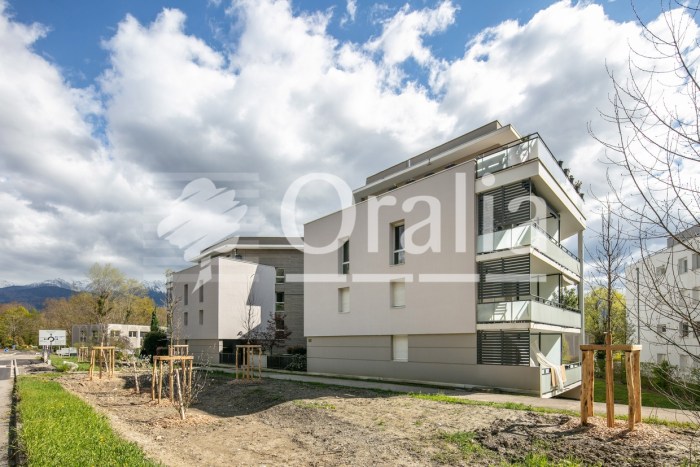 Image 2 sur 15 - Appartement  ·  Vente · Meylan (38240) · 62m²