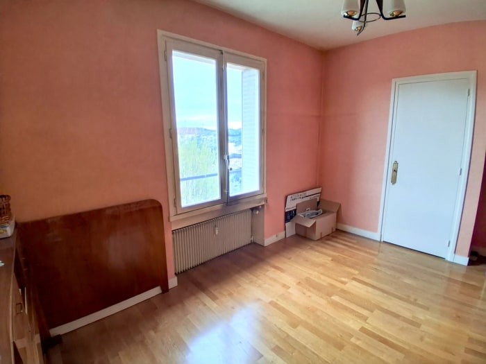Image 7 sur 9 - Appartement  ·  Vente · Villefranche Sur Saone (69400) · 4 pièces · 96m²