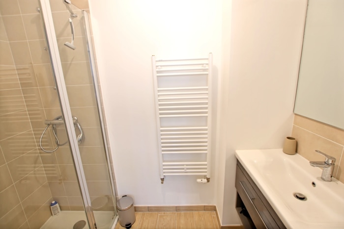 Image 5 sur 7 - Appartement  ·  Vente · Bordeaux (33100) · 4 pièces · 85m²