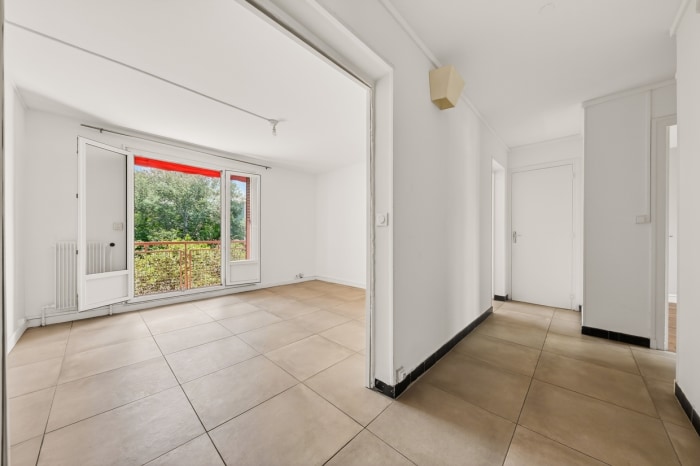 Image 1 sur 14 - Appartement  ·  Vente · Villeurbanne (69100) · 4 pièces · 65m²