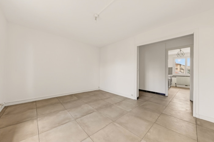 Image 6 sur 14 - Appartement  ·  Vente · Villeurbanne (69100) · 4 pièces · 65m²
