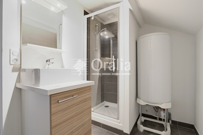 Image 2 sur 7 - Appartement  ·  Vente · Bordeaux (33800) · 2 pièces · 31m²