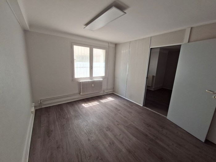 Image 7 sur 10 - Local  ·  Vente · Montpellier (34000) · 4 pièces · 68m²