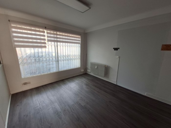 Image 8 sur 10 - Local  ·  Vente · Montpellier (34000) · 4 pièces · 68m²