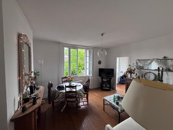 Image 7 sur 11 - Appartement  ·  Vente · Bordeaux (33000) · 3 pièces · 65m²