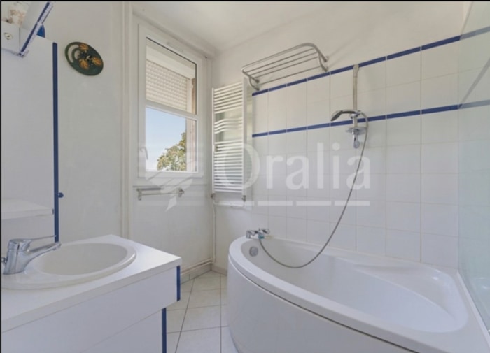 Image 6 sur 11 - Appartement  ·  Vente · Bordeaux (33000) · 3 pièces · 65m²