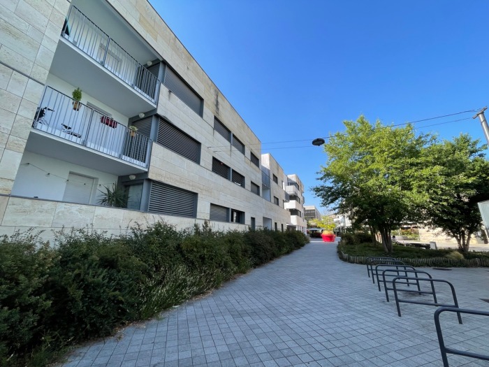 Image 1 sur 11 - Appartement  ·  Vente · Merignac (33700) · 2 pièces · 44m²
