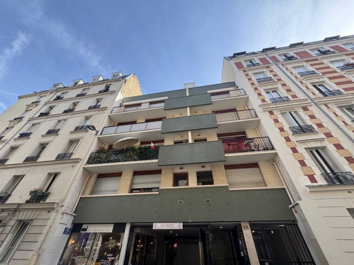 Image 2 sur 4 - Parking/box  ·  Vente · Paris (75014) · 12m²