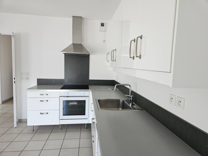 Image 10 sur 12 - Appartement  ·  Vente · Grenoble (38100) · 3 pièces · 67m²