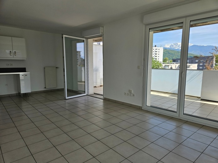 Image 8 sur 12 - Appartement  ·  Vente · Grenoble (38100) · 3 pièces · 67m²